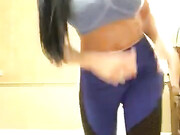 xxxjewelsjade-29-11-2018-3915972-Strip tease in blue workout gear per fan request