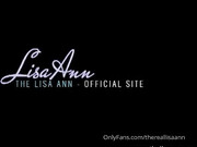 thereallisaann-08-09-2019-10587381-I hope this super bright sexy throw back made your 
