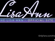 thereallisaann-22-07-2020-84250853-A little play time as Palin 