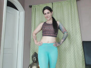 Erin Marie O'Keefe aka Goddess Green Eyed_Super-loser-leggings-and-thong-femdom
