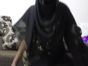 Mellyboo_Virgin-woman-with-hijab-on-sucks-dick (1)