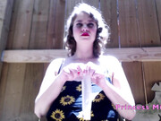 PrincessMia - Sexy Outdoor Popsicle Eating