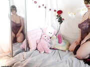 PrincessMia - Valentine Pain Play