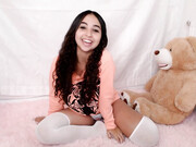 Brazilian_girl_-_Made_big_brother_watch_me_play_w_myself_-_ManyVids