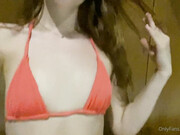 jia_lissa-08-05-2020-37911520-Flashing for you in gym locker room