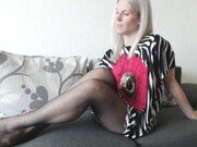 lilcharlotte_-_Legs,_pantyhose_and_a_vacuum_cleaner_-_ManyVids