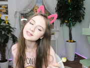 elizabeth_wong_22092021_0838_female_chaturbate (1)