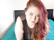 averyfiresxo_15-04-2020_19197161_See_my_curvy_body._Desire_it._Worship_it._Caress_it.