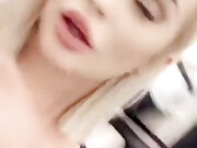 Layna Boo_Pink Dildo