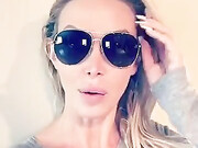 Nikki Benz_2017-09-15 21.25.14