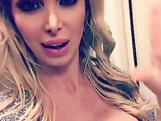 Nikki Benz_2017-10-15 23.02.04
