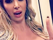 Nikki Benz_2017-10-15 23.02.04