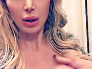 Nikki Benz_2017-10-15 23.02.11