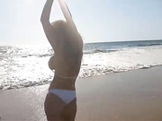 elle matthews_Elle Matthews - Rip Curves - 480p