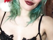 hinaughtya_Video Dec 30, 11 37 19 PM (1)