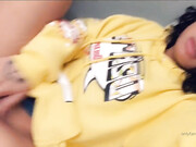 honey gold_C5j3rjW5Yg95jcb7t3BNTo3ozUy0F4if
