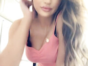 molly eskam_Xr2OMuYqgbmprFjUBkq7qFJt6AFWH6Bu