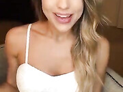 Rainey James onlyfans_Food Play