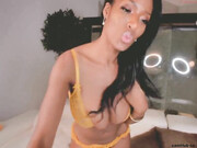 dulcemoon_09102019_0332_myfreecams_4