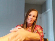 kimithemilfmommy-10-08-2020-679317128-Lotion_after_a_shower.._time_to_get_to_work