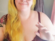 bodyposistylist_11-11-2020_68682139_Ask_and_you_shall_receive,_loves_Here_is_the_video_of_me_using_my_Triple_Barrel_waver_to_create_natural_looking_waves_al