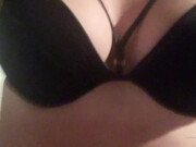 mandysweet2020_11-02-2020_13354449_Wanna_undress_me