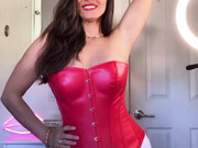 mayagallery_01-04-2021_129905524_Just_a_fun_little_posing_and_ass_shaking_video_for_your_thirsty_Thursday
