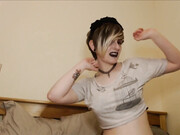 pixiegirlcam_11-06-2020_24936186_tit_play__3