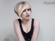 pixiegirlcam_12-05-2021_144940391_hair_diary___D
