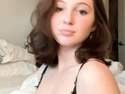 sophie43 onlyfans_5df117eeac75231ec817b