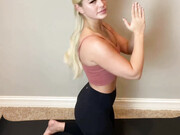 toneupwithtay_04-01-2021_90343213_Upper_body,_NO_EQUIPMENT_П÷▒┼П÷▐╪_This_is_a_workout_routine_that_you_can_perform_in_your_own_home,_with_no_equipment____It_w