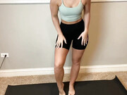 toneupwithtay_05-01-2021_90751813_П÷█▒LETS_WORK_THOSE_GLUTESП÷█▒_._Okay_FIRST_OFF_П÷▓√_Resistance_bands_are_THE_BEST___If_you_donБ─≥t_have_any,_stop_right_now