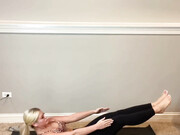 toneupwithtay_06-01-2021_91221395_П÷√░П÷▐╪5_MINUTE_MORNING_ABSП÷√░П÷▐╪_._П÷≤┘_Ive_been_LOVING_the_quick_workouts_lately___And_I_know_youБ─≥re_going_to_LOVE_th