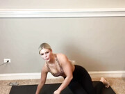 toneupwithtay_06-01-2021_91221395_П÷√░П÷▐╪5_MINUTE_MORNING_ABSП÷√░П÷▐╪_._П÷≤┘_Ive_been_LOVING_the_quick_workouts_lately___And_I_know_youБ─≥re_going_to_LOVE_th
