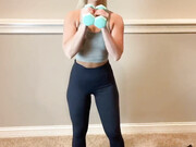 toneupwithtay_14-01-2021_94860835_FULL_BODY_WORKOUT_П÷▒┴П÷▐╪_AT_HOME_П÷≤█_Б│ё_Б│ё_П÷╖║rdlБ─≥s_romanian_dead_lift_to_bent_over_rows_3_x_10Б│ё_П÷╖║_reverse_lu