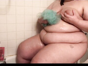 chubbychiquita-12-05-2021-2107554547-cute_pix_and_a_shower_vid___i_used_to_really_love_long_luxurious_baths_but_now_that_my_hip
