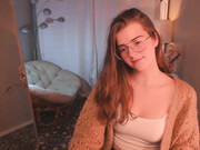 zlata_luna_26102021_1702_female_chaturbate (1)_4