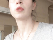 Aella Girl onlyfans_2020-07-30_5f2211b9e39fdd621de6f_source