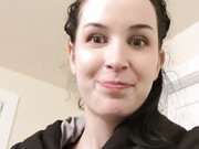 Aella Girl onlyfans_5f6cd3504823cbcd889ea_source