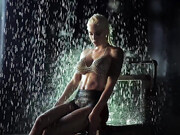 Summer Soderstrom, summersoderstrom_Summer Video - Water Metal Bra
