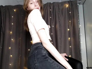 mollyfancy_10042022_1127_female_chaturbate_3
