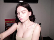 alice_braga_04042022_0532_female_chaturbate_4