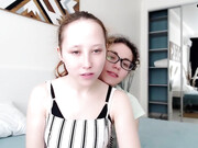 orange_donut_06062022_1201_female_chaturbate