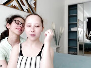 orange_donut_06062022_1201_female_chaturbate_3
