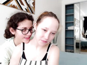 orange_donut_06062022_1201_female_chaturbate_3