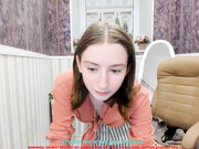 kira_coy__02062022_1241_female_chaturbate_2