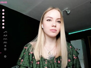 ur_sweet_lily_18062022_1137_female_chaturbate