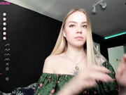 ur_sweet_lily_18062022_1137_female_chaturbate_3