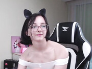 queen_kitty1818_13062022_1905_female_chaturbate_4
