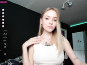 ur_sweet_lily_18062022_1137_female_chaturbate_4